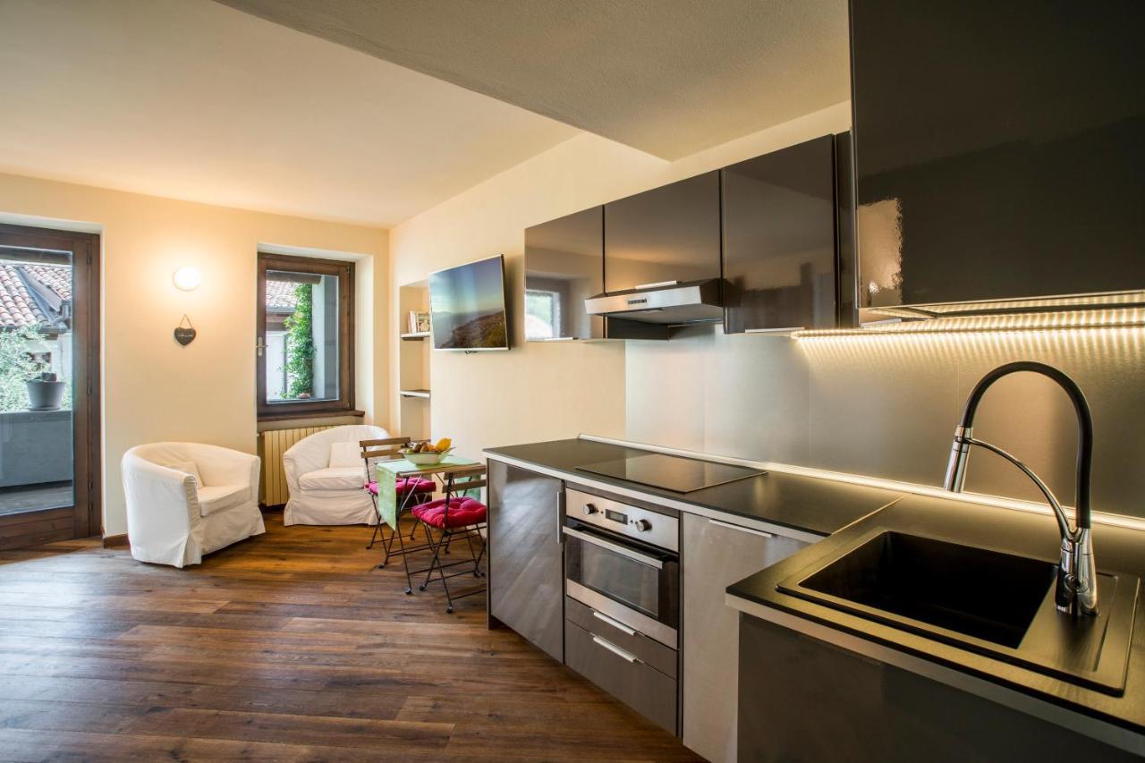 La Loggia - Vista Lago E Terrazza Gardone Riviera Extérieur photo